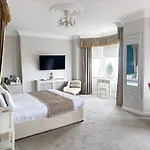 Legends Hotel